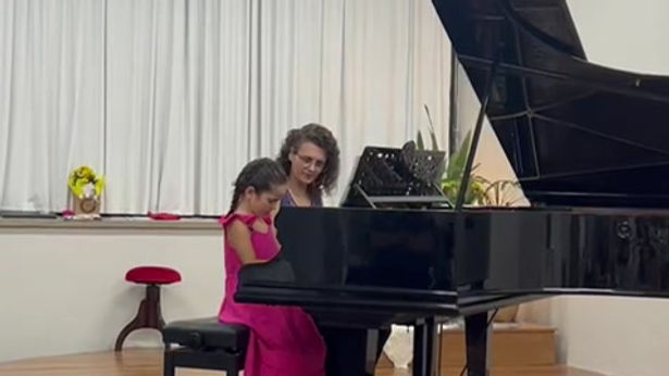 Agora é a Vez da Olívia